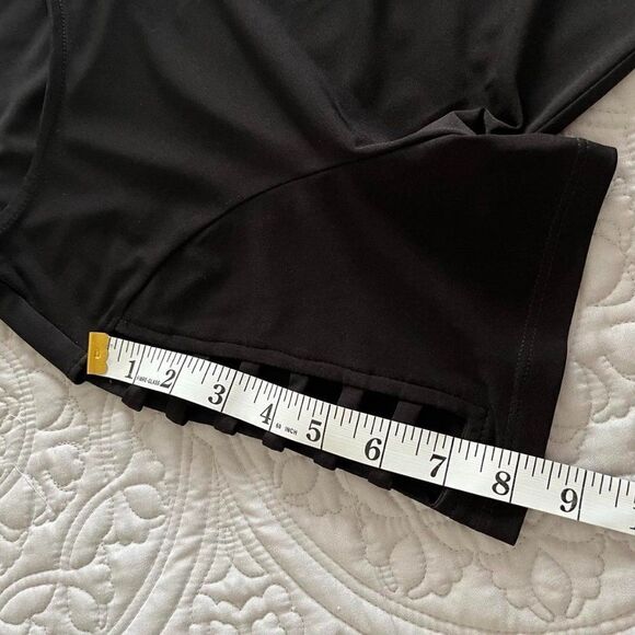 MICHAEL MICHAEL KORS || Black Short Ladder Sleeve Top. Sz. M - Picture 7 of 8